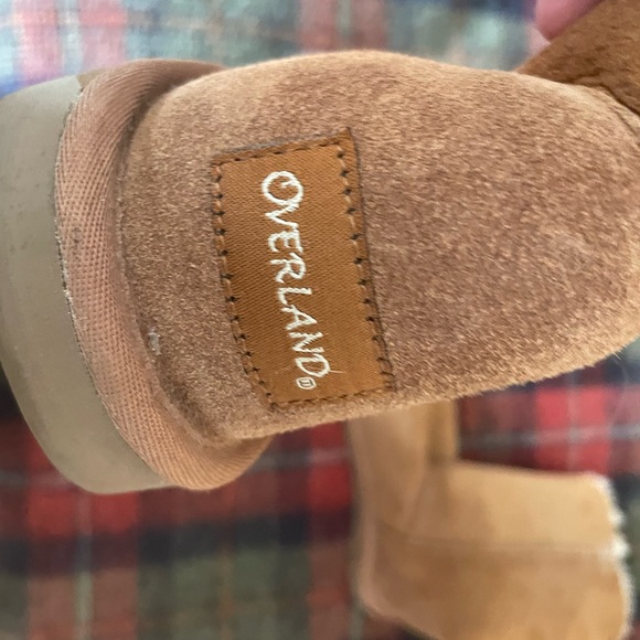 Sheep skin Uggs - Picture 3 of 4